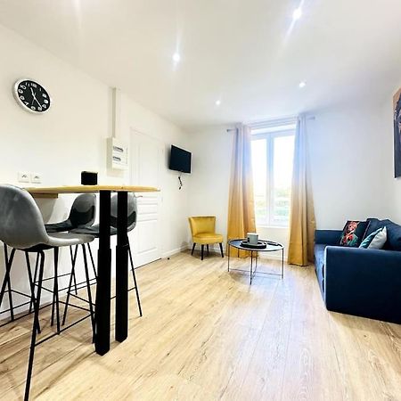 Jungle Appartement Avec Terrasse Laon Ngoại thất bức ảnh