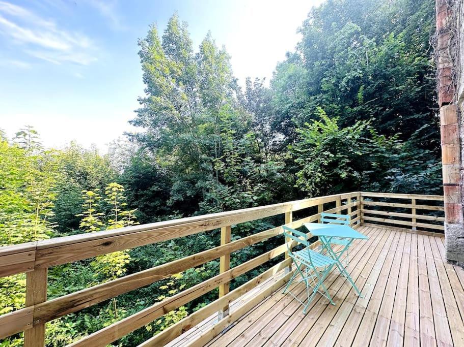 Jungle Appartement Avec Terrasse Laon Ngoại thất bức ảnh